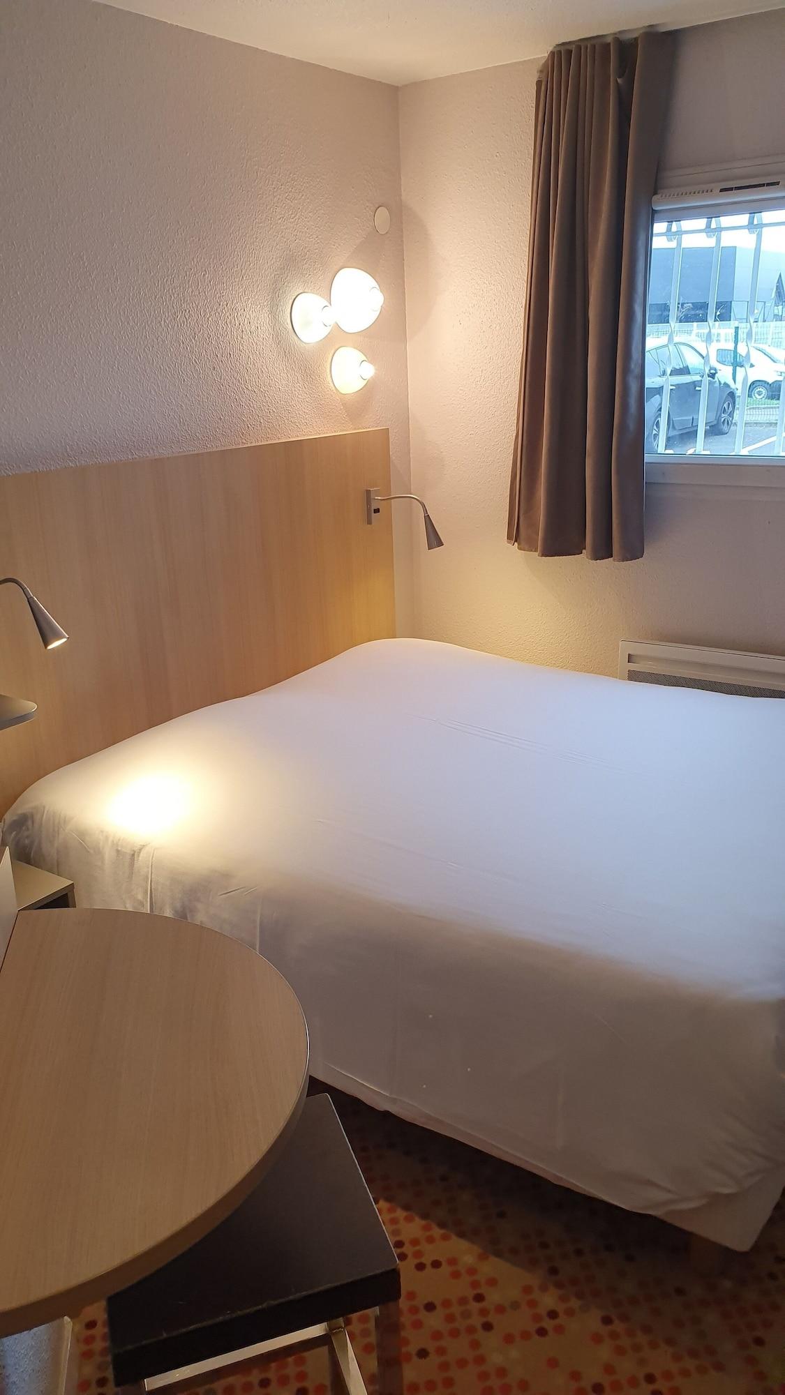 Welcomotel Coignières Eksteriør billede