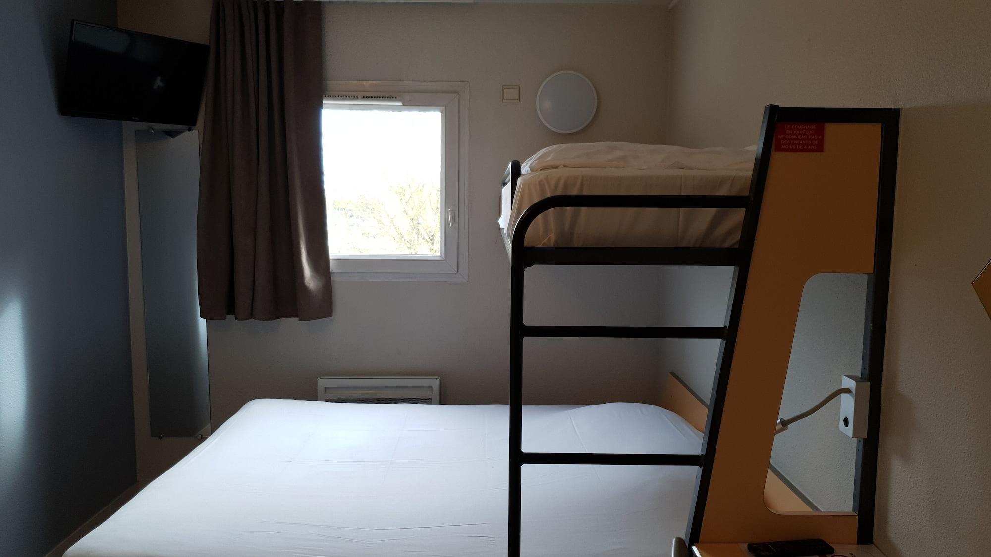 Welcomotel Coignières Eksteriør billede