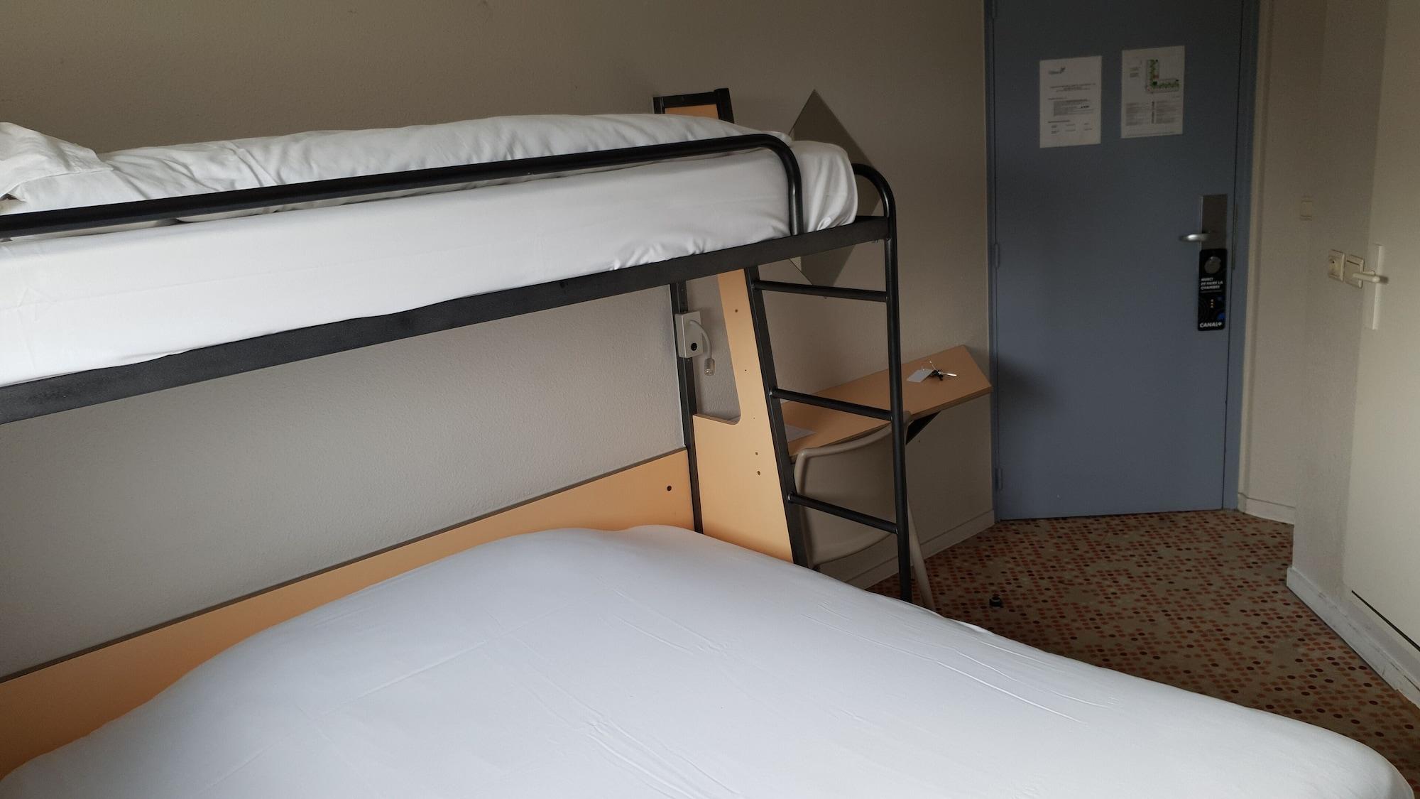 Welcomotel Coignières Eksteriør billede
