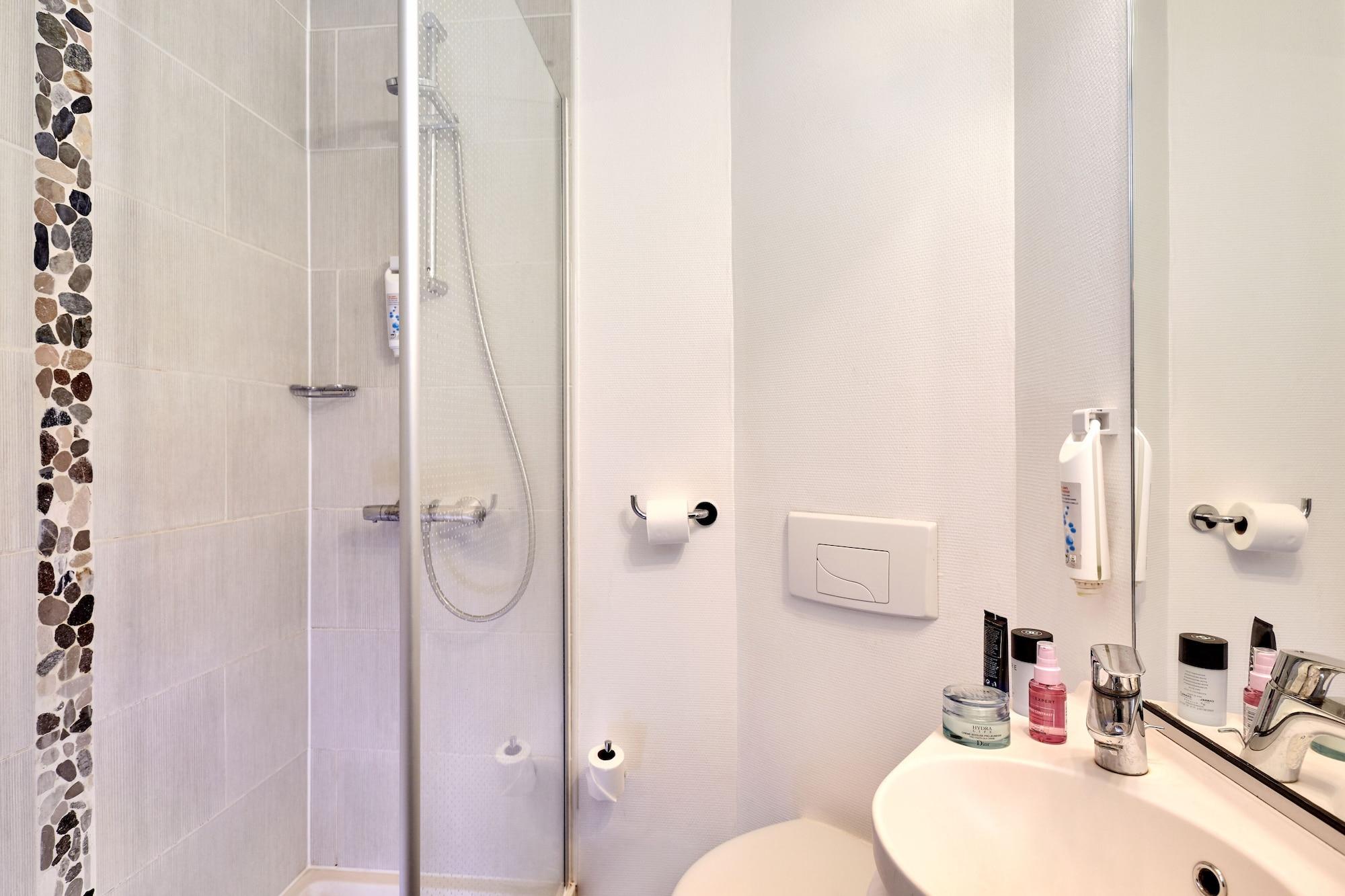 Welcomotel Coignières Eksteriør billede