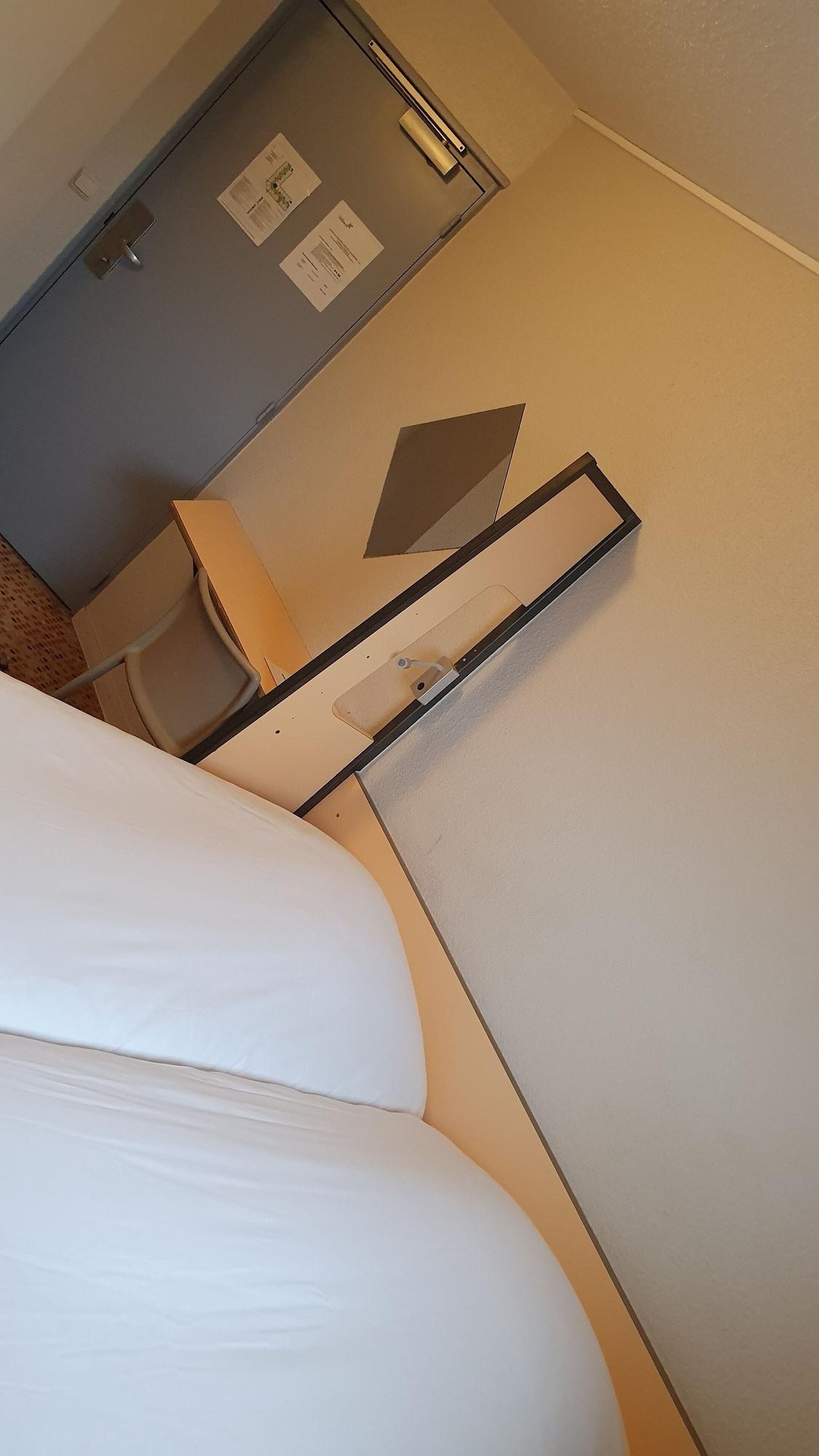 Welcomotel Coignières Eksteriør billede