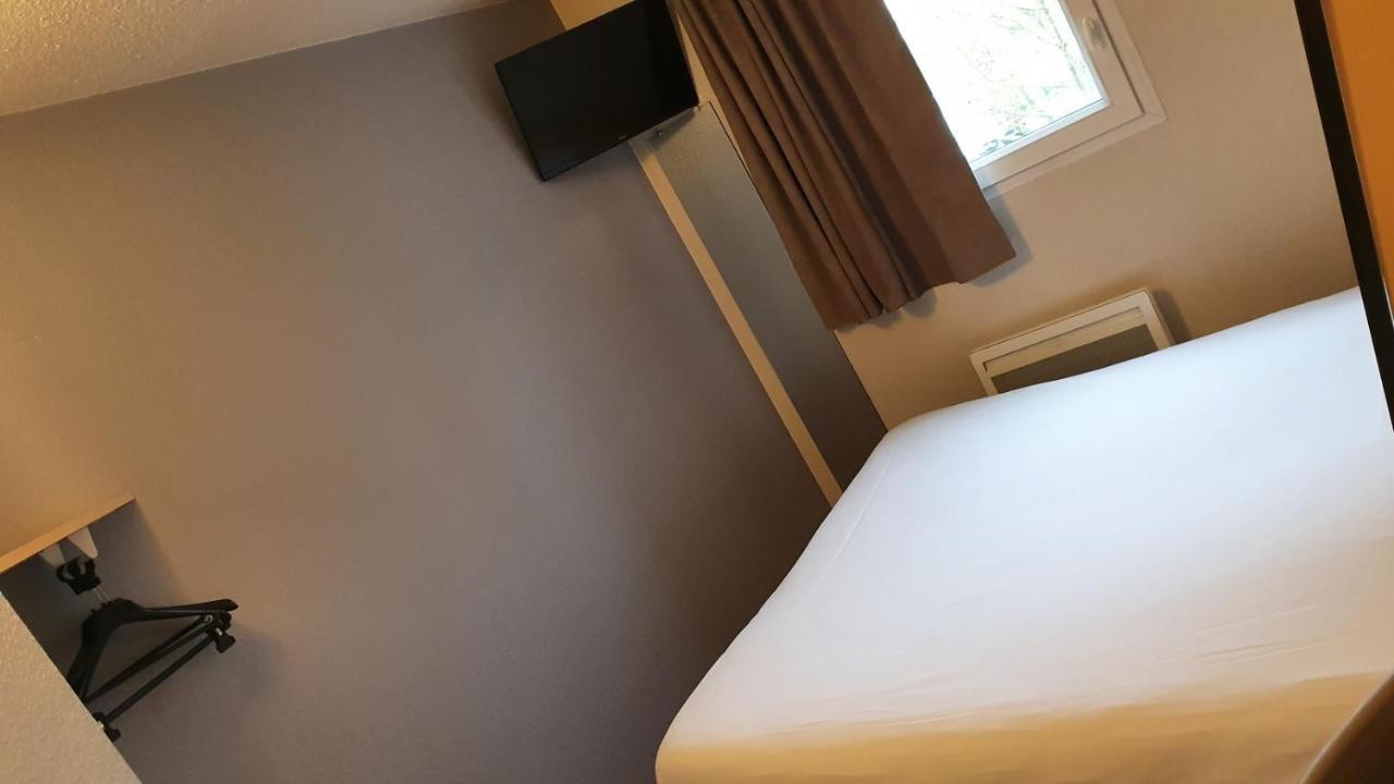 Welcomotel Coignières Eksteriør billede