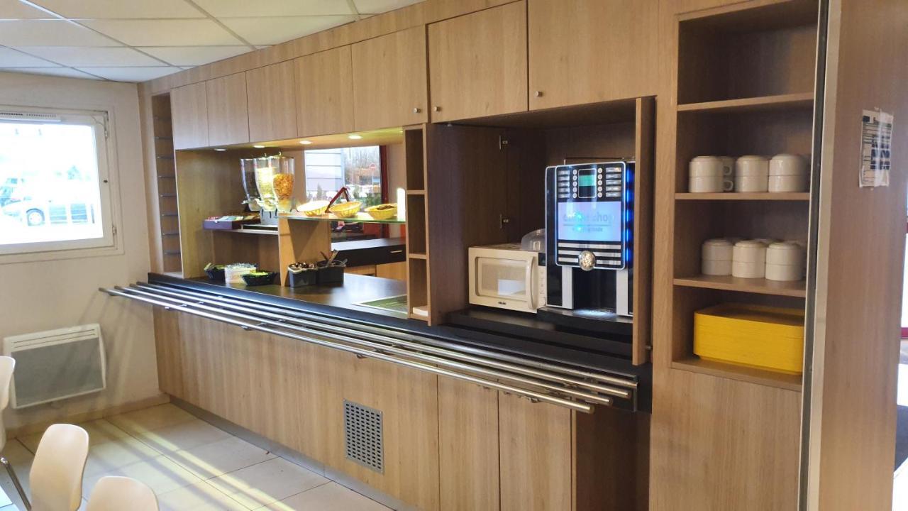Welcomotel Coignières Eksteriør billede