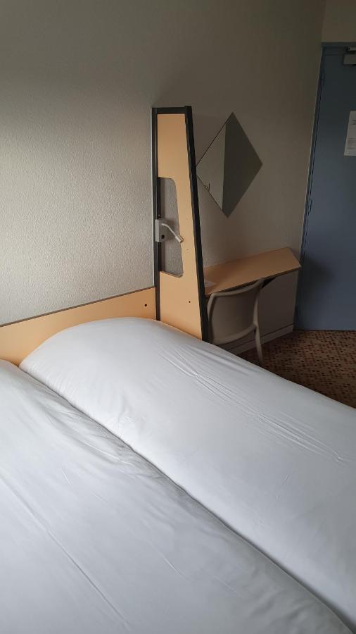 Welcomotel Coignières Værelse billede